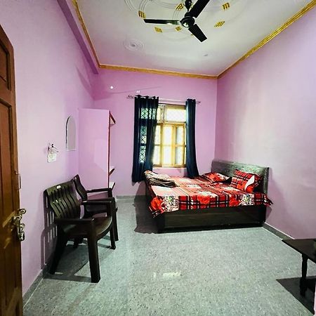 Gayatri Homestay Rudraprayag ภายนอก รูปภาพ