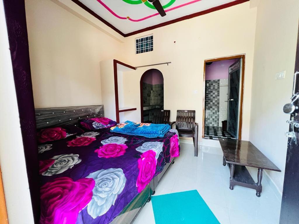 Gayatri Homestay Rudraprayag ภายนอก รูปภาพ